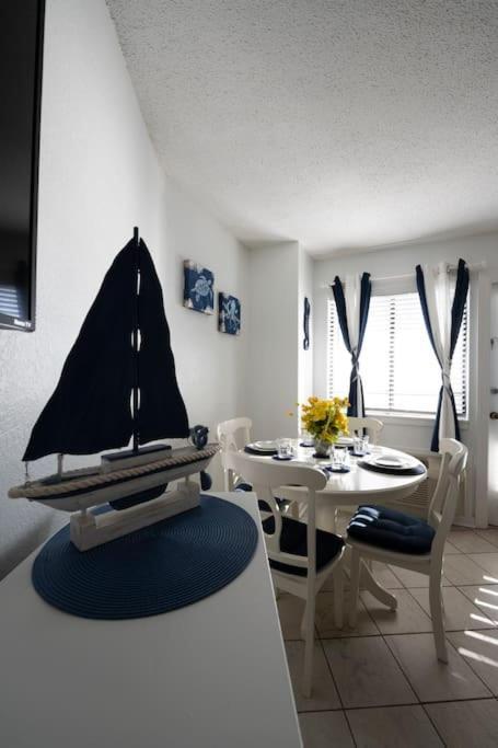 Royal Retreat-Amazing View-King Bed-1 Bedroom-Full Kitchen-Free Parking-Self Check-In Myrtle Beach Exterior foto